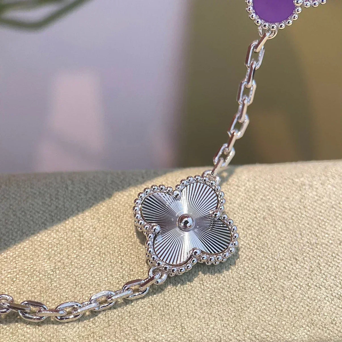 [⭐Seralia] CLOVER 5 MOTIF VIOLET BRACELET COLLECTION