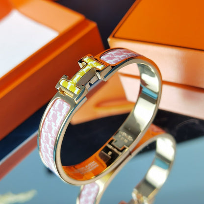 [⭐Seralia]H HORSE BRACELET 12MM