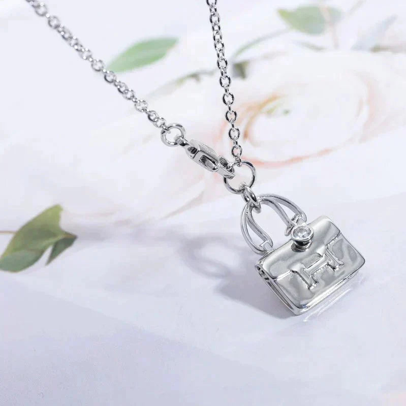[⭐Seralia]AMULETTE PEDANT SILVER NECKLACE