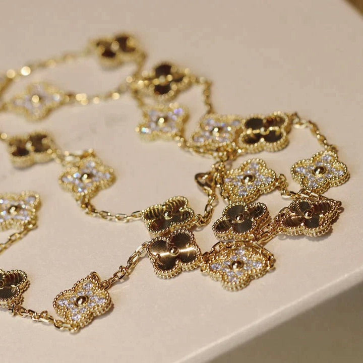 [⭐Seralia]CLOVER 20 MOTIFS LASER DIAMOND NECKLACE