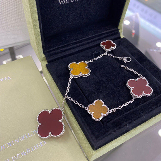 [⭐Seralia]CLOVER 5 MOTIFS SIVLER CARNELIAN TIGER EYE BRACELET
