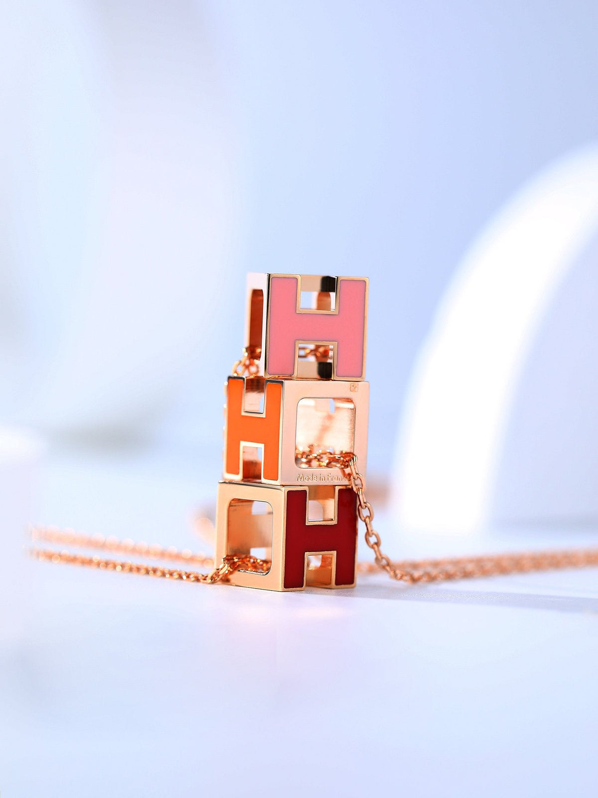 [⭐Seralia]H CAGE PINK GOLD NECKLACE