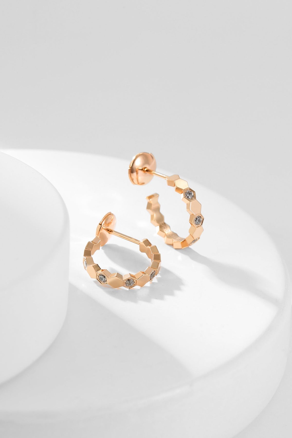 [⭐Seralia]BEE LOVE DIAMOND HOOP EARRINGS