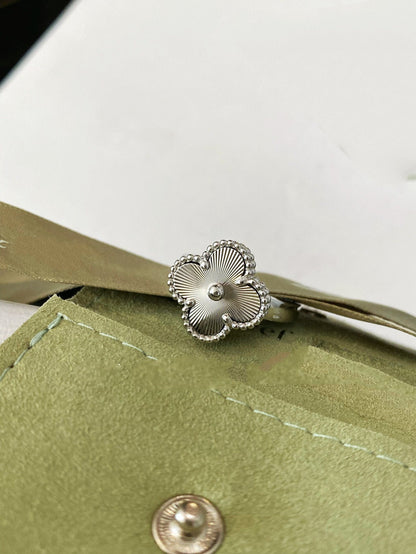 [⭐Seralia]CLOVER SILVER RING