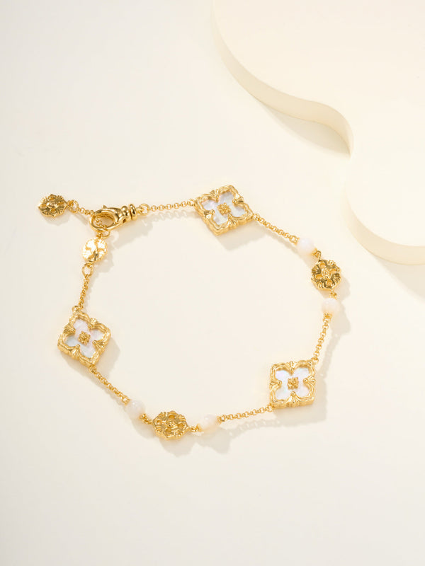 [⭐Seralia]B.C.L ENAMELED Three-Flower Bracelet（Trumpet)