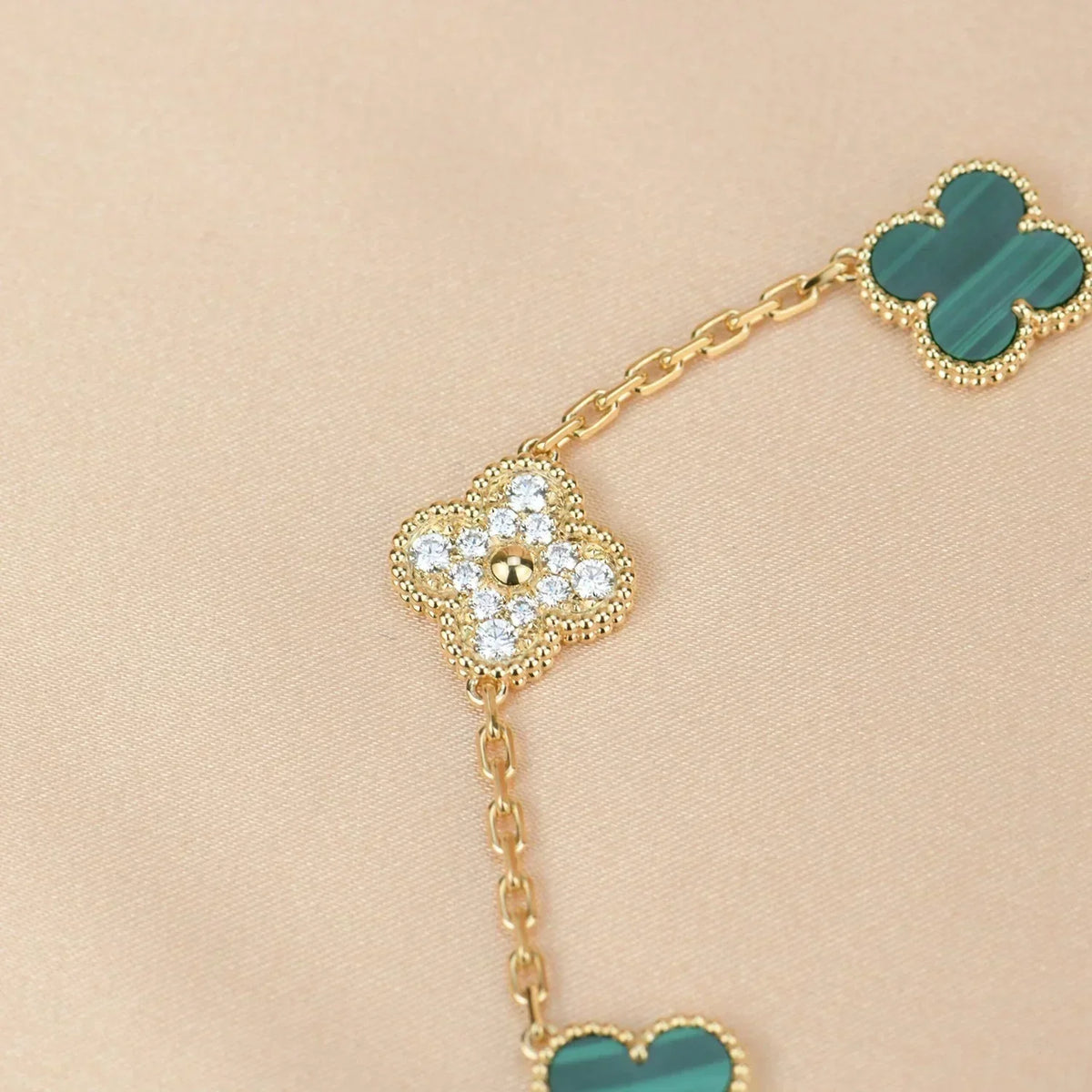 [⭐Seralia] CLOVER 5 MOTIF MALACHITE BRACELET COLLECTION