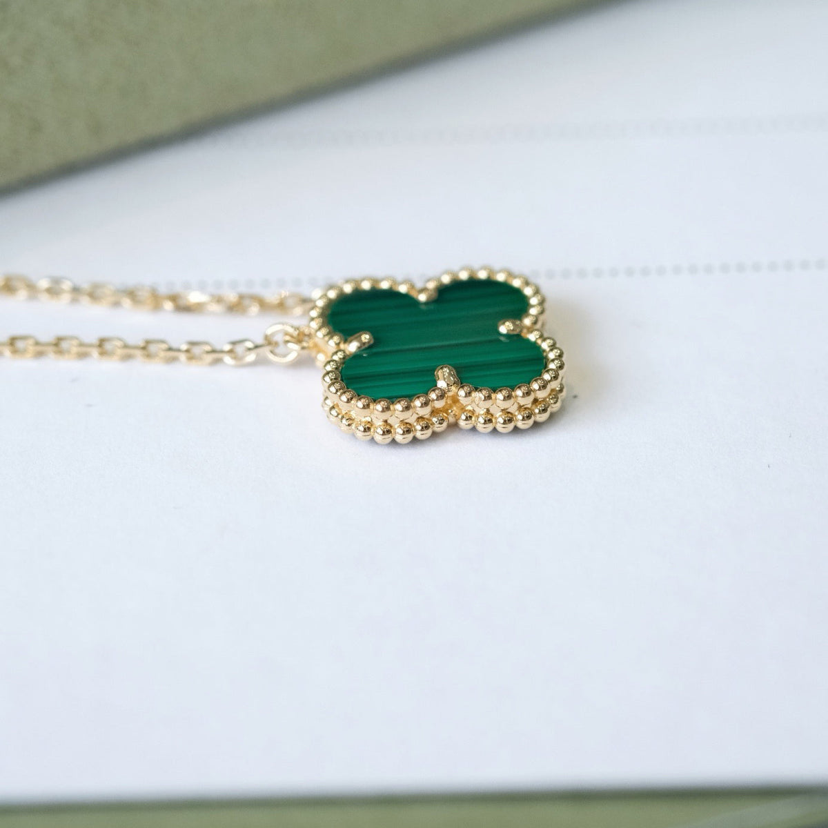 [⭐Seralia]CLOVER 15MM MALACHITE SINGLE FLOWER  NECKLACE