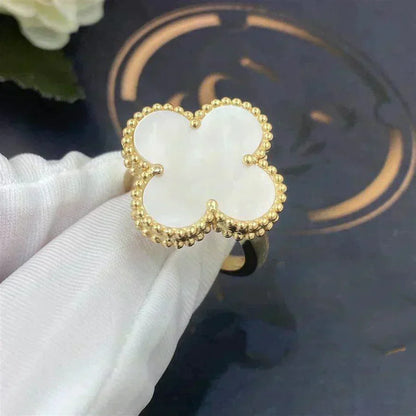 [⭐Seralia]CLOVER WHITE MOP RING