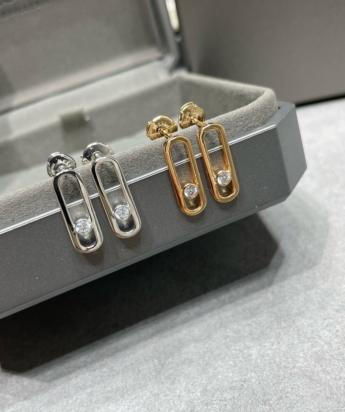 [⭐Seralia]MOVE UNO SMALL 1 DIAMOND EARRINGS