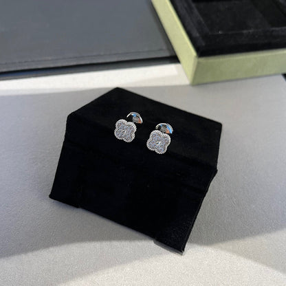 [⭐Seralia]CLOVER MINI DIAMOND STUD EARRINGS